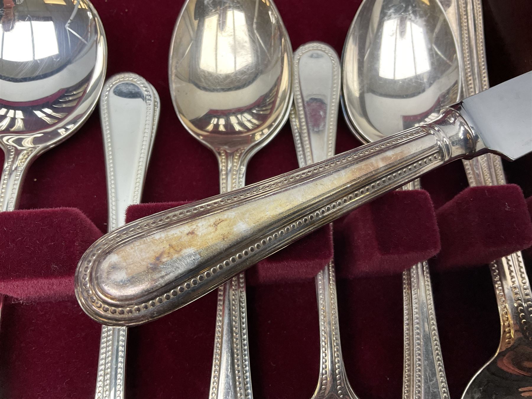 Canteen of Sheffield silver plate cutlery in wood case