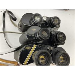 Eleven pairs of Swift binoculars, to include Greens 8x40, Saratoga 8x40, two pairs of Newport Mk II 10x50, Newport 10x50, Saratoga Mk II 8x40, Audubon 8.5x44, etc, 