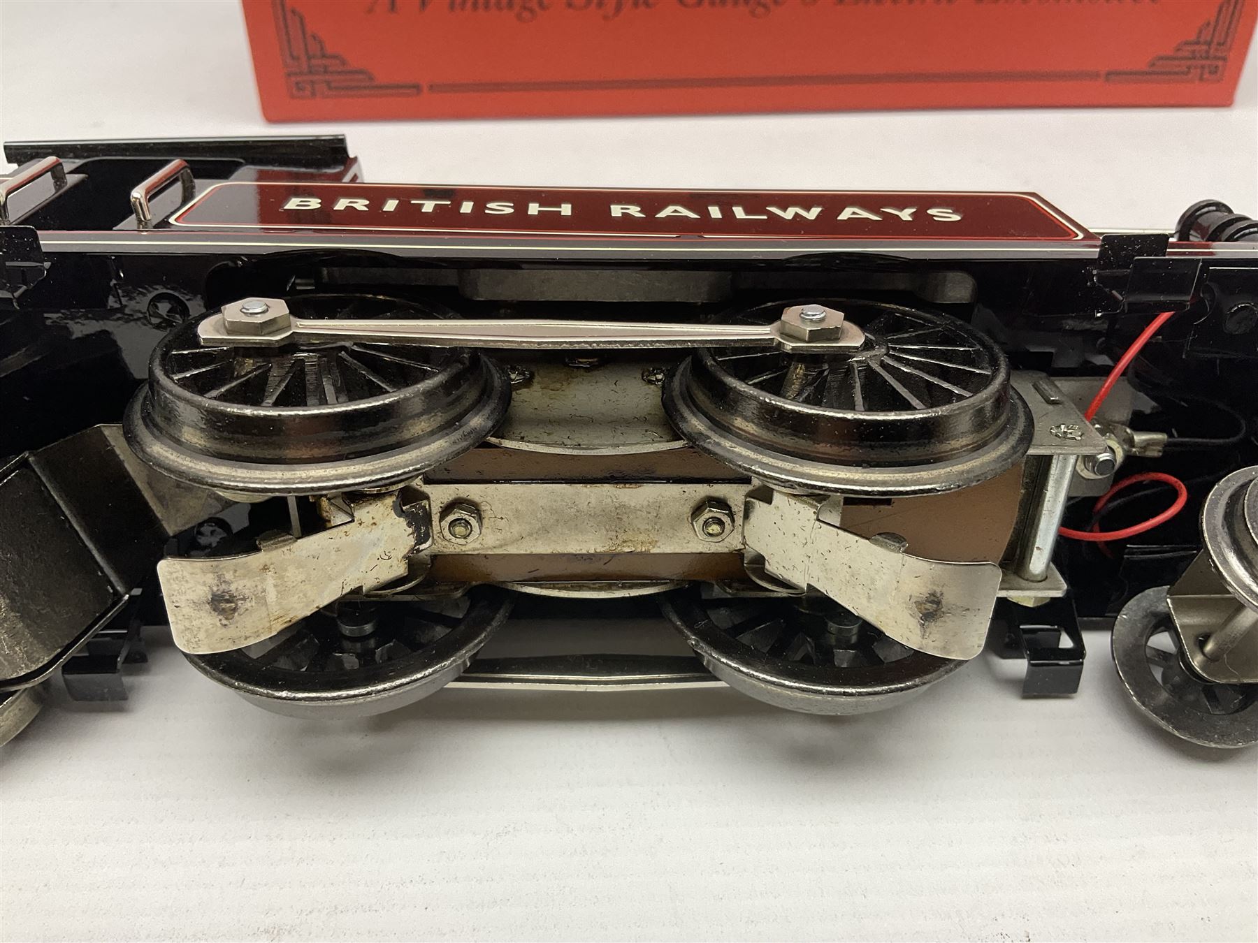 Ace Trains '0' gauge - E/2BR 4-4-4 tank locomotive No.32085 in BR black; boxed with original packaging