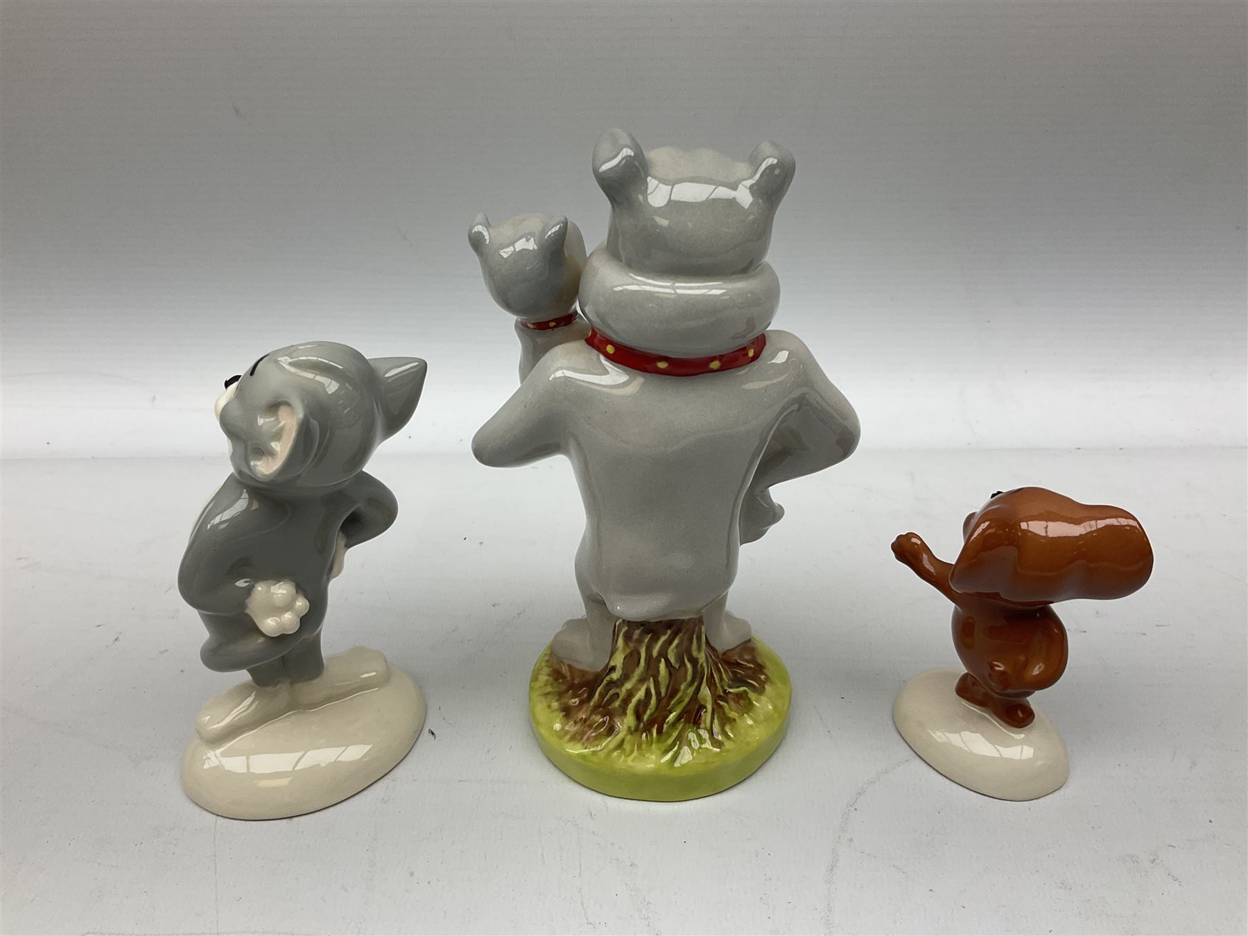 Collection of Beswick figures to include Beatrix Potter Squirrel Nutkin, Jemima Puddleduck, Spike and Tyke, Tom and Jerry, both boxed and with certificates, Chamois 1551 and Babycham 1615a (a/f) Beswick Ware Royal Douton Peter Rabbit and Benjamin Bunny, with certificate
(9)
