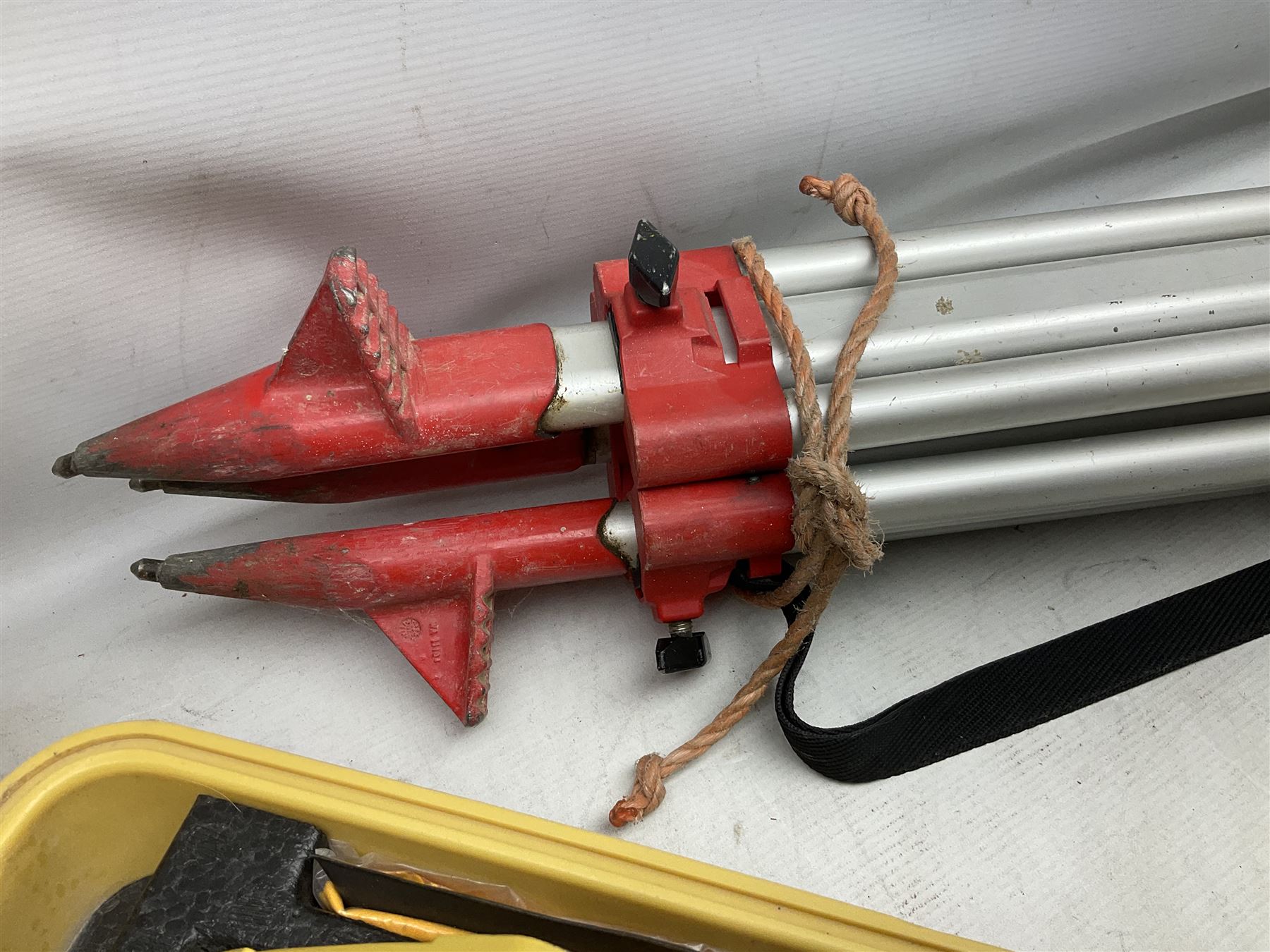 Topcon land surveying equipment - GTS 226 Electronic Total Station, serial no.UN4962; in carrying case with charger and spare battery; together with Leica tripod (2)