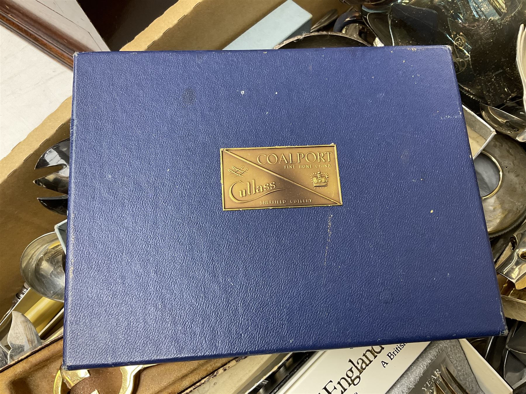 Quantity of silver plate, to include fish knives and forks with silver ferrules, halmarked, Coalport and Cutlass cased teaspoons, bowls, tankard, flatware etc, together with two wooden canteen cases, in two boxes 