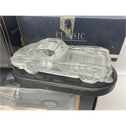 Three Maisto Special Edition 1:18 scale die-cast models - Porsche 550A Spyder, Jaguar 'S' Type and Ferrari 550 Maranello; all boxed; five other unboxed Maisto/Bburago 1:18 scale models; and two Classic Collection lead crystal models of Classic Cars (10)