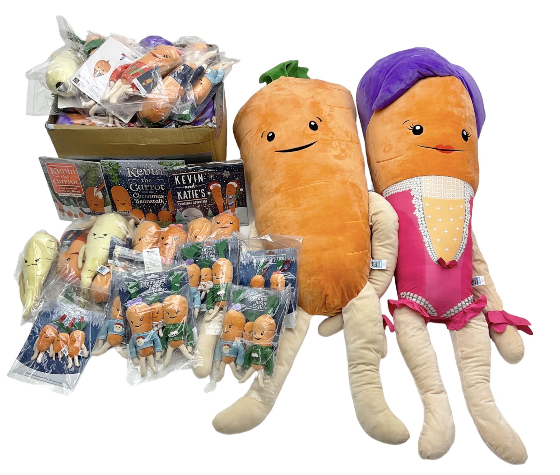 Large ALDI Kevin The Carrot and Katie The Carrot soft novelty toys together with quantity of smaller examples