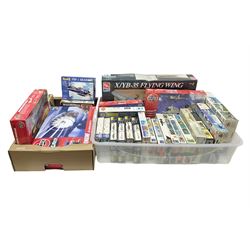 Twenty-eight model aircraft construction kits by Airfix (6) including Jet Engine; Hasagawa (5); LS (2); Italeri (2); Revell (2); ESCI (3); Heller (4); AMT ERTL, Matchbox, Lindberg and Hales; all boxed (28)
