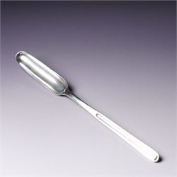 George II silver marrow scoop, the reverse engraved with a crest of a swan L22cm London 1736, makers mark rubbed