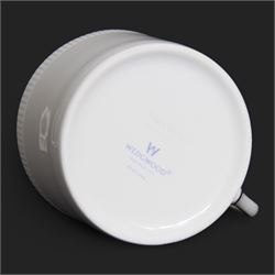 Wedgwood Vera Wang part tea and dinner service, including fifteen dinner plates, fifteen bowls, ten cups and saucers etc 