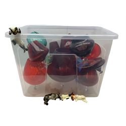 Quantity of large brandy balloon glasses to include cranberry, blue and green examples, and quantity of cat and dog ornaments