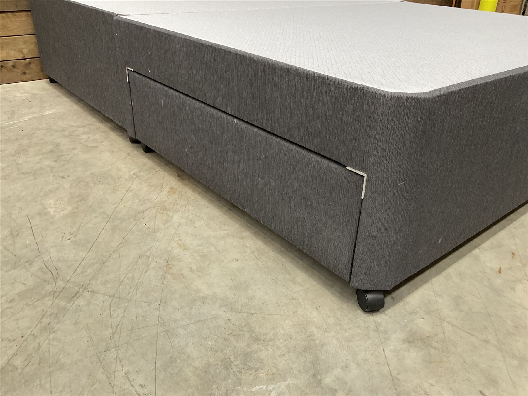 Double divan bed base with two storage drawers