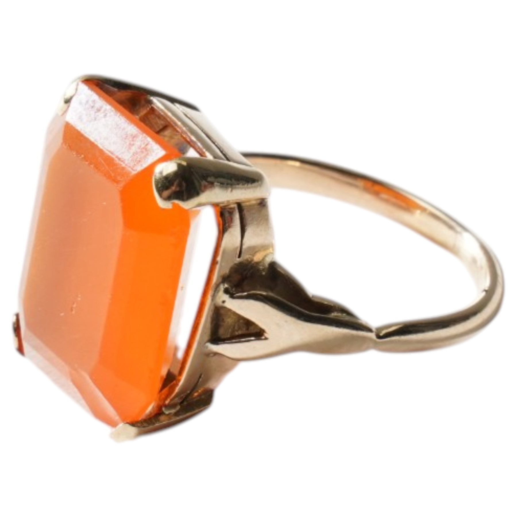 10ct gold carnelian quartz single stone ring
