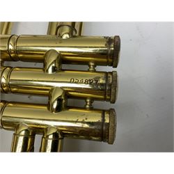 Lafleur trumpet serial no.054827; and Intermusic five-piece clarinet; both cased (2)