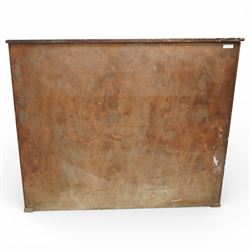 Mid 20th century oak chest of drawers, rectangular top with gently rounded front edge over four graduating drawers fitted with recessed ribbed wooden handles, plain drawer fronts, raised on an integral plinth base