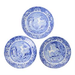 Spode tea service in Temple pattern, comprising twelve cups and saucers, open sucrier, milk jug, two side plates, together with Spode Italian pattern, six cups and saucers