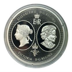 Royal Canadian Mint 2017 'The Diamond Jubilee of the Confederation of Canada Medal' one-hundred dollars fine silver proof coin, cased with certificate