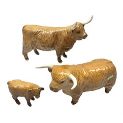 Beswick Highland family group, comprising bull 2008, cow 1740, and calf 1727D