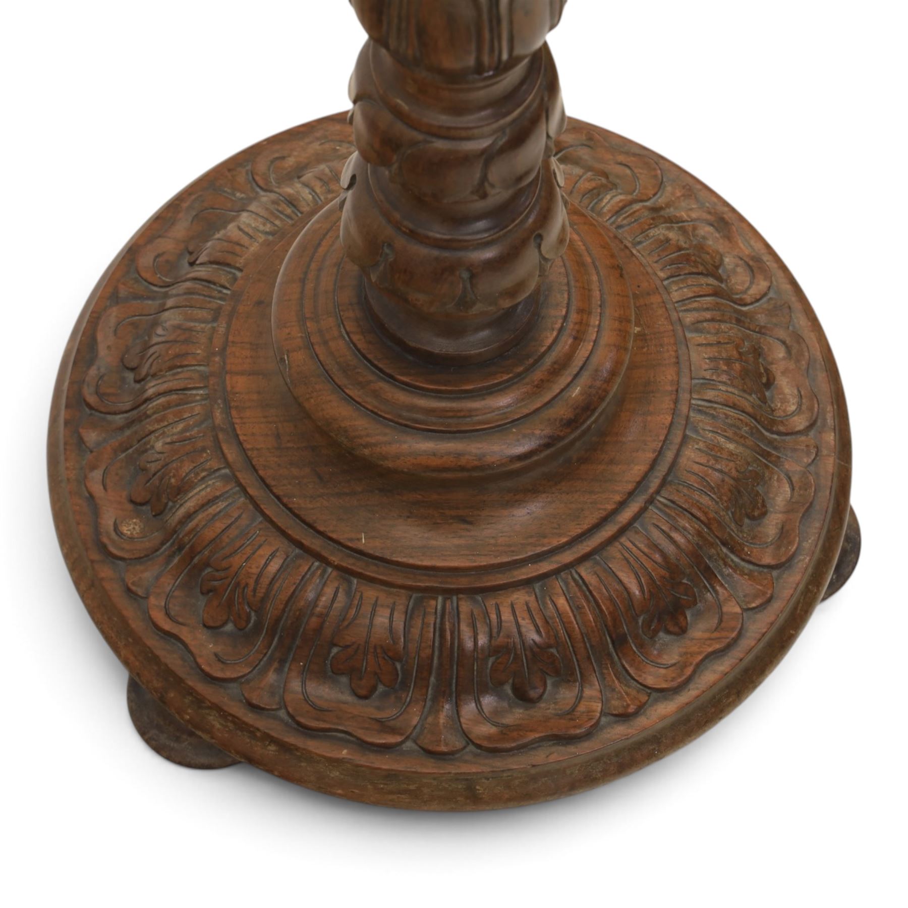 Late 19th Century mahogany standard lamp with shade, canvas beige shade, above a carved and turned column, on a carved base with pad feet
