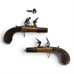 Pair early 19th century flintlock pocket pistols by Twigg of London, with 4cm twist-off ba...