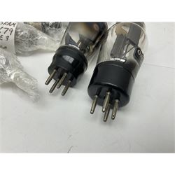 Collection of Osram, Elpico, Sylvania and similar thermionic radio valves/vacuum tubes, including P2, L21, DH77 GK9, U14 and PCLl86, approximately 19 as per list, unboxed