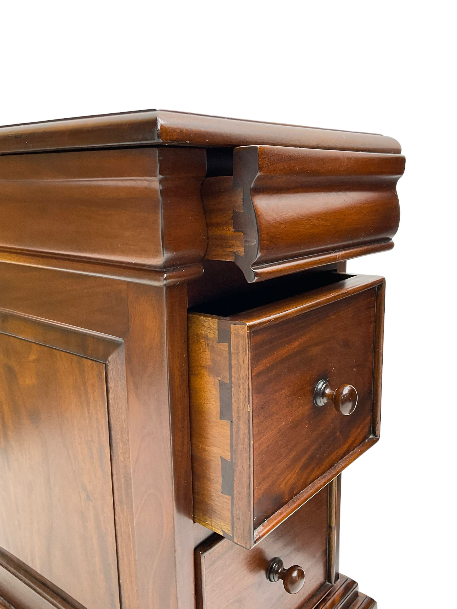 Barker & Stonehouse - 'Grosvenor' pair mahogany bedside chests, moulded rectangular top over moulded frieze drawer and two cock-beaded drawers, on bracket feet
