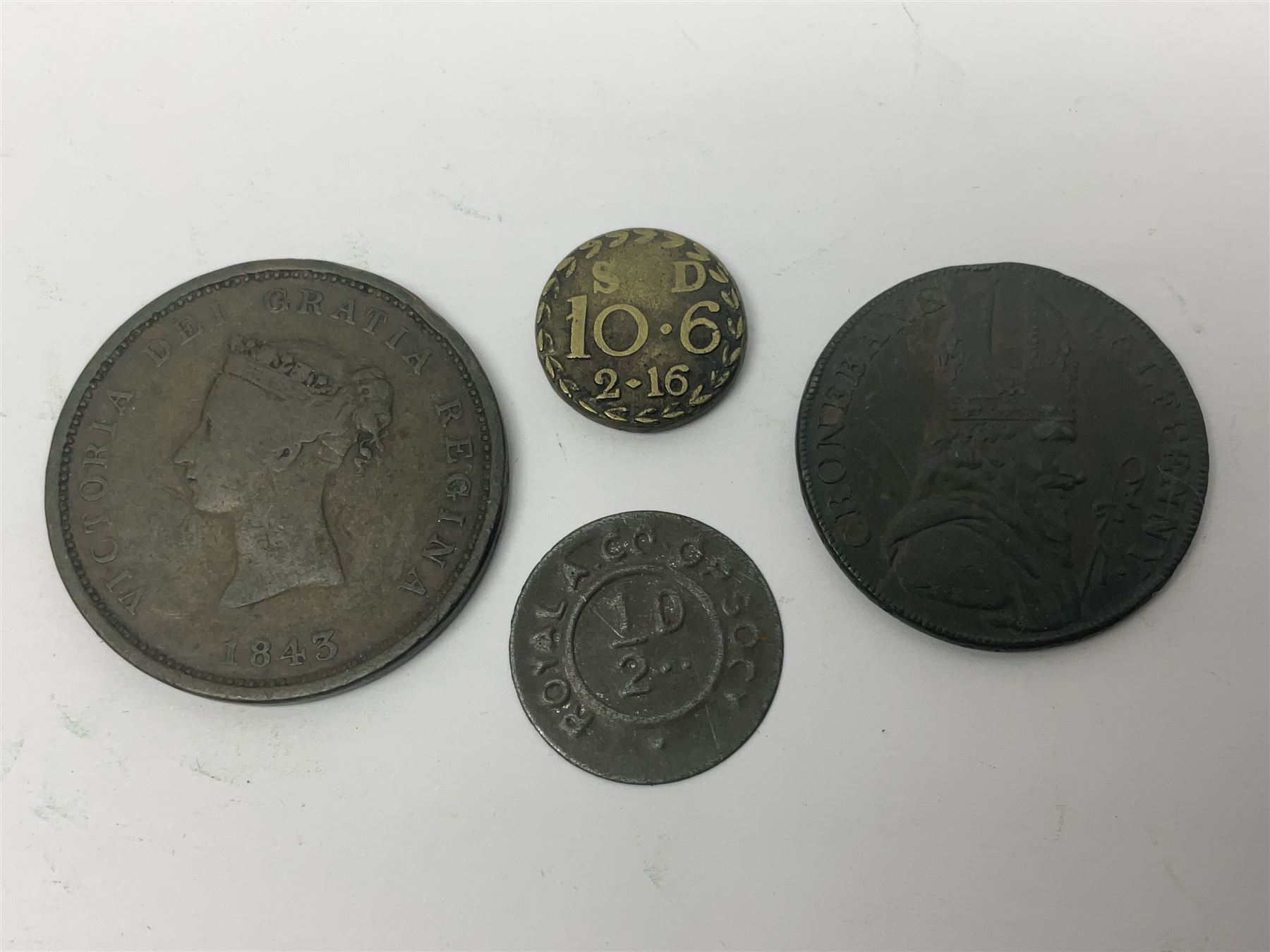 Thirty six late 18th century and onwards United Kingdom and World coins and tokens, to include 1772 Catherine II 5 Kopecks, Swedish quarter and half Skilling pieces dated 1809 and 1806, two Skilling Courant piece dated 1810, 1831 Isle of Man half penny token etc 