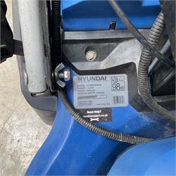 Hyundai HYM530SPER electric start petrol lawnmower