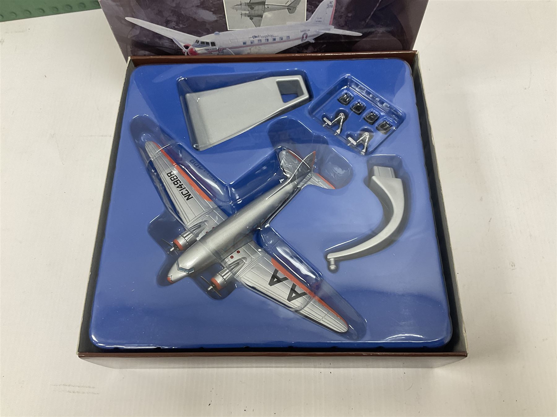 Eleven die-cast models from various makers to include Dinky 955 Fire Engine, missing ladder, boxed; Matchbox YY66 Her Majesty’s Gold State Coach; Corgi - CC18102 Scania R Series Toplone Fridge no.3474/3710; and further vehicles and aeroplanes to include Aviation Archive and Editions Atlas (11) 