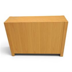 Contemporary Oak small bookcase, adjustable shelving
