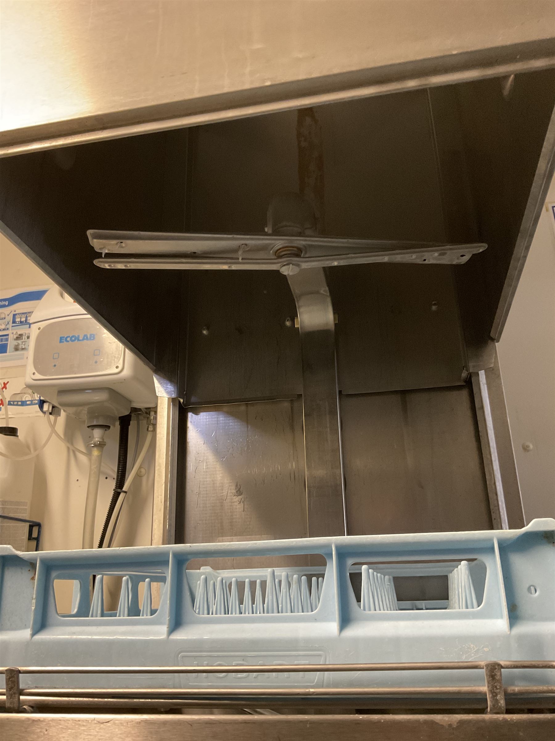 Hobart AMXS16 pass through dishwasher system, with two tables, and two five tier shelving units