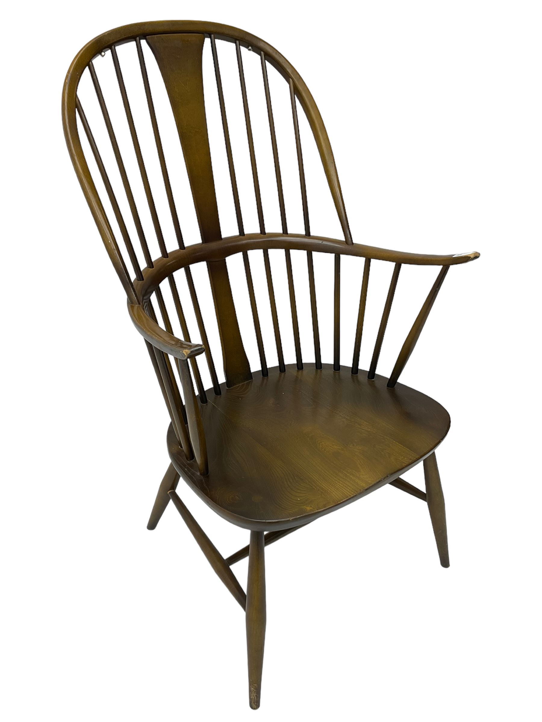 Ercol - 'Windsor' elm and beech high back chair, double hoop and stick back with shaped splat, on splayed turned supports with H stretchers