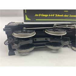 Ace Trains '0' gauge - E/10 Schools Class 4-4-0 locomotive 'Westminster' No.908 and tender in SR Wartime black; boxed with instructions, original packaging and invoice dated 26/09/2012 in outer delivery box
