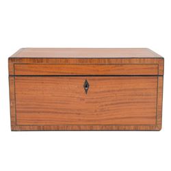 Satinwood correspondence box, the interior divided into two sections with bone inlaid plaques marked answered and unanswered, H13cm, D14cm 