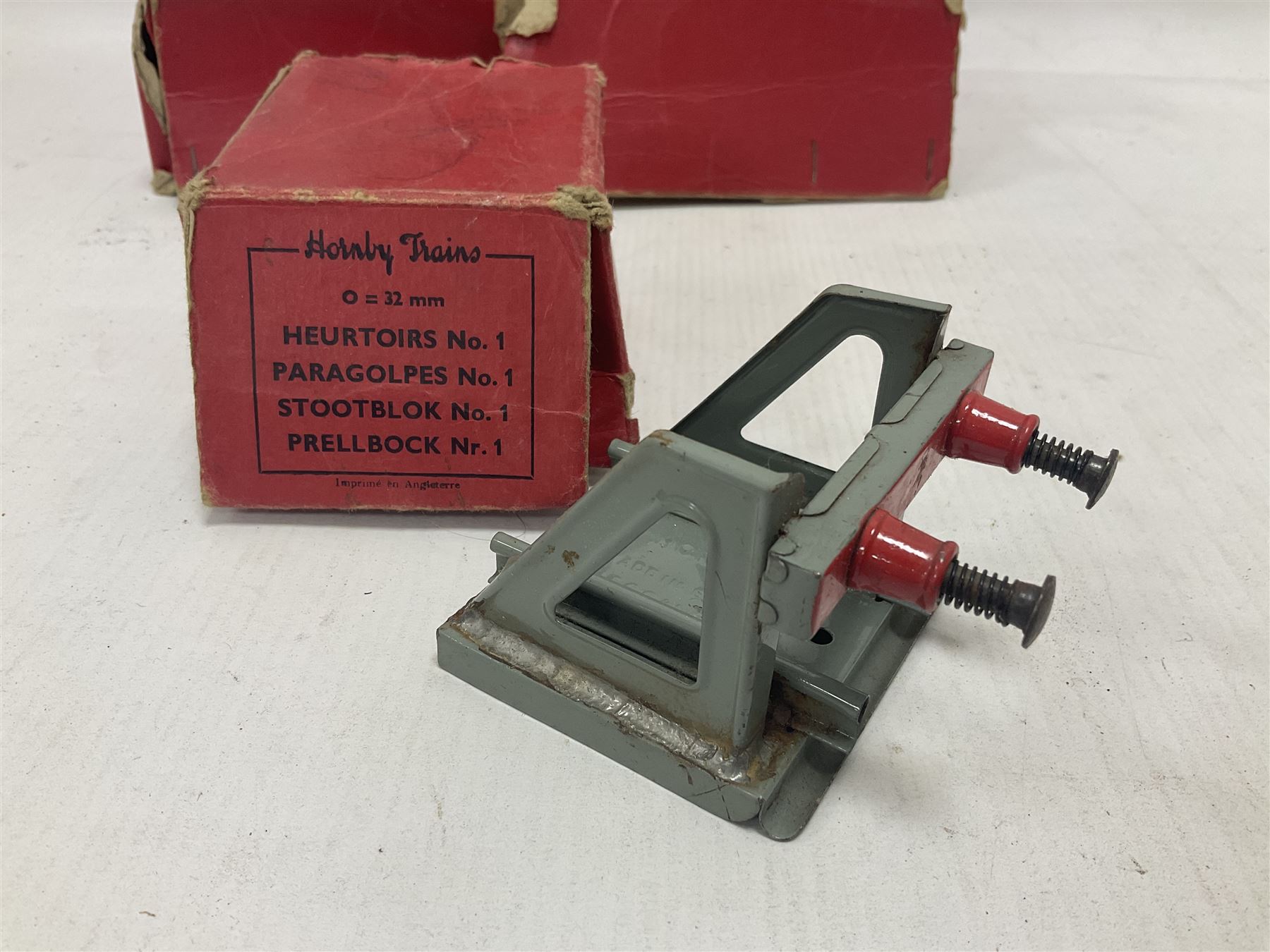 Hornby ‘0’ gauge - LNER 0-4-0 no.460 type 101 locomotive in green with key; further boxed ‘0’ gauge to include no.1 Crane Truck, no.2 single arm signals, open and closed goods wagons and cars; large quantity of track to include railway crossing, straight and curved track etc, in two boxes 