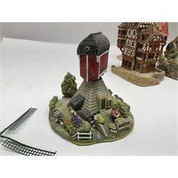 Sixteen Lilliput Lane models from the European collections, to include Dutch Collection; Aan de Amstel, Wipmolen, French Collection; Cabane De Guardian La, Porte Sachoenenberg La, German Collection Alte Schmiede, Das Rathaus, etc some with original boxes and deeds 