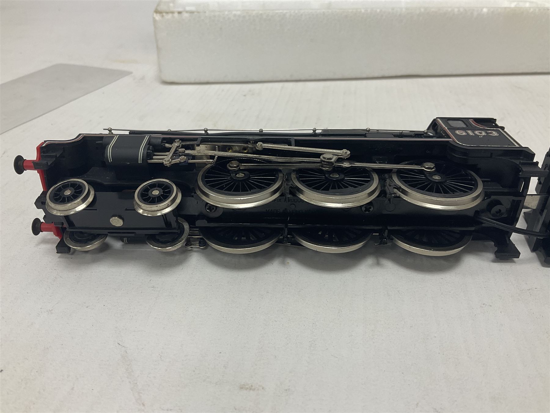 Various makers ‘00’ gauge - four locomotives comprising Mainline Railways ref.37060 Rebuilt Scot Class ‘Royal Scot’ 4-6-0 no.6100 in LMS crimson; Airfix Royal Scot Class ‘Royal Scots Fusiliers’ 4-6-0 no.6103 in LMS black and Class 4F Fowler 0-6-0 no.4454 in LMS black; Lima Class 08 Diesel 0-6-0 Shunting no.7120 in LMS black; all in original boxes (4)