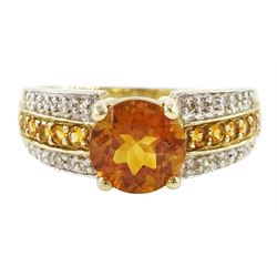9ct gold citrine ring, with citrine and diamond stone set shoulders, hallmarked