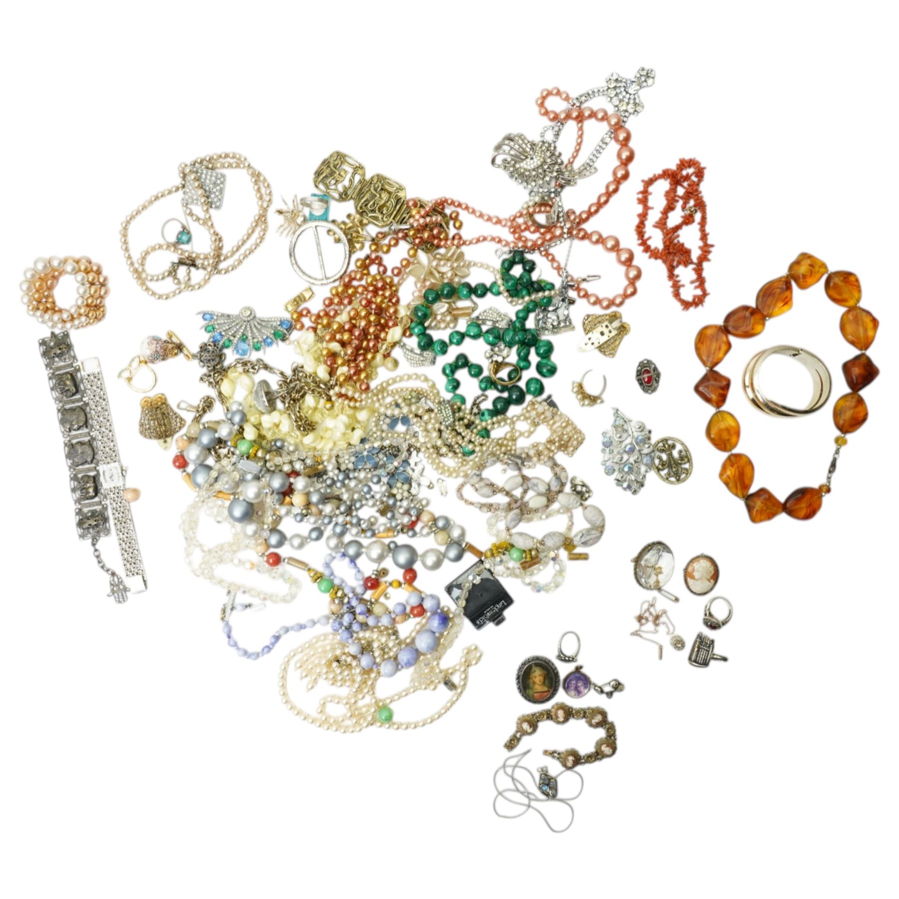 Victorian gilt rock crystal brooch, 9ct gold chase link chain necklace, Accurist ladies wristwatch, malachite bead necklace, silver jewellery including a filigree cameo bracelet, portrait miniature brooch, rings etc, together with various costume jewellery