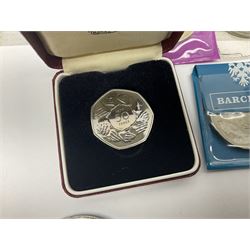 United States of America 1922 peace dollar, 1971 dollar coin, various commemorative crowns, commemorative medallions etc