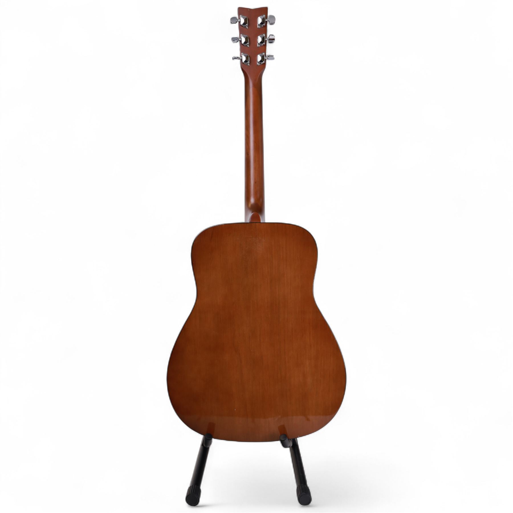 Yamaha F310 acoustic guitar, serial no. HMZ145840, L103cm