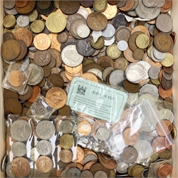 Great British and World coins including pre-decimal coinage, 'Coins of Fiji 1969' in original pack, various Queen Victoria pennies, commemorative crown etc