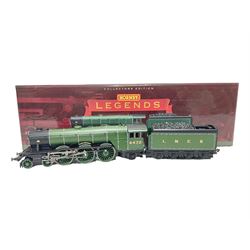  Hornby ‘00’ gauge - Limited Edition Hornby Legends Series no.989/1000 Class A1 LNER 4-6-2 ‘Flying Scotsman’ no.4472 in green; in original box with certificate of authenticity 