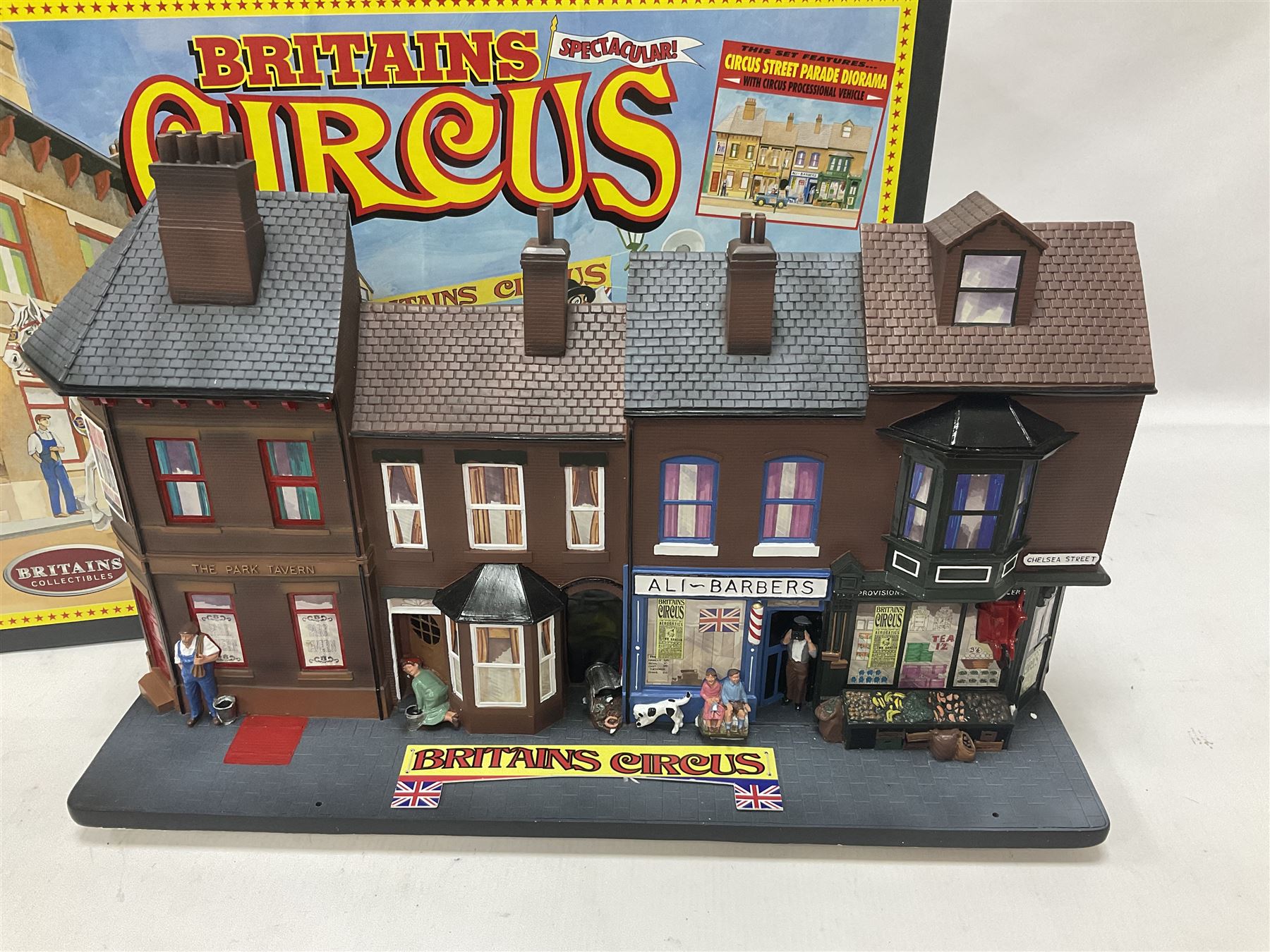 Britains - Circus Street Parade diorama with Circus Professional Vehicle no.08673; in original box 