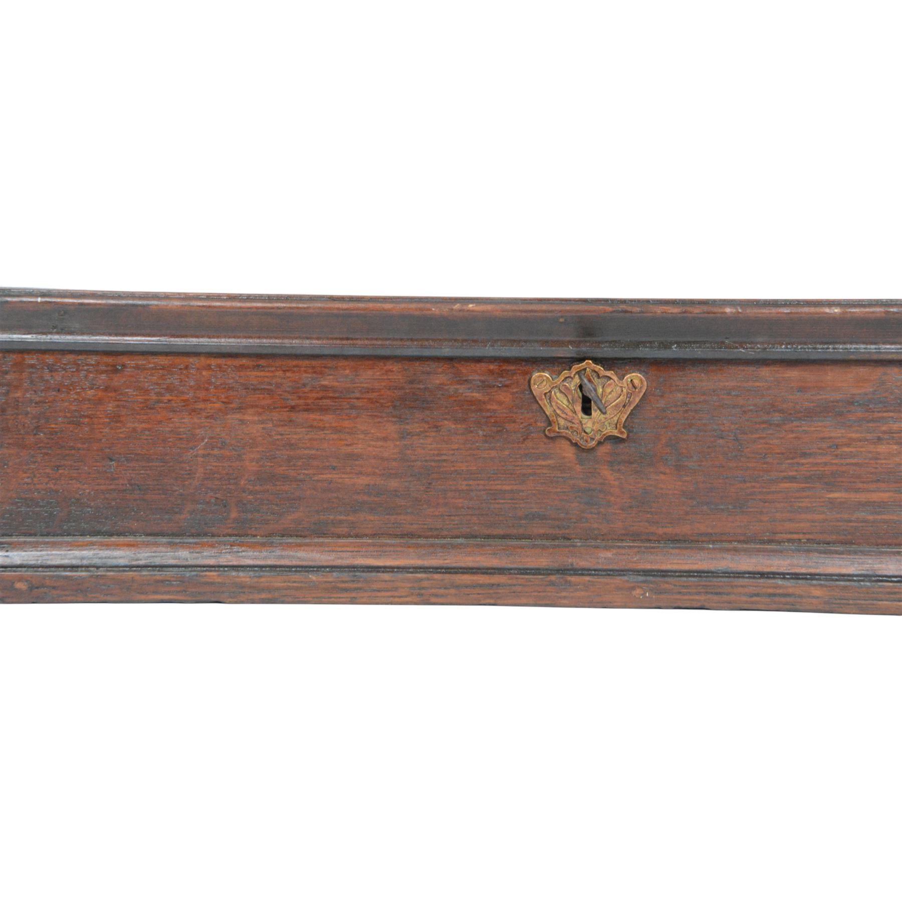 19th century Moghul Indian silver and silver gilt chess set, comprising thirty-two pieces, modelled as soldiers mounted upon elephants, camels and horses with the pawns on foot, unmarked, King H10cm