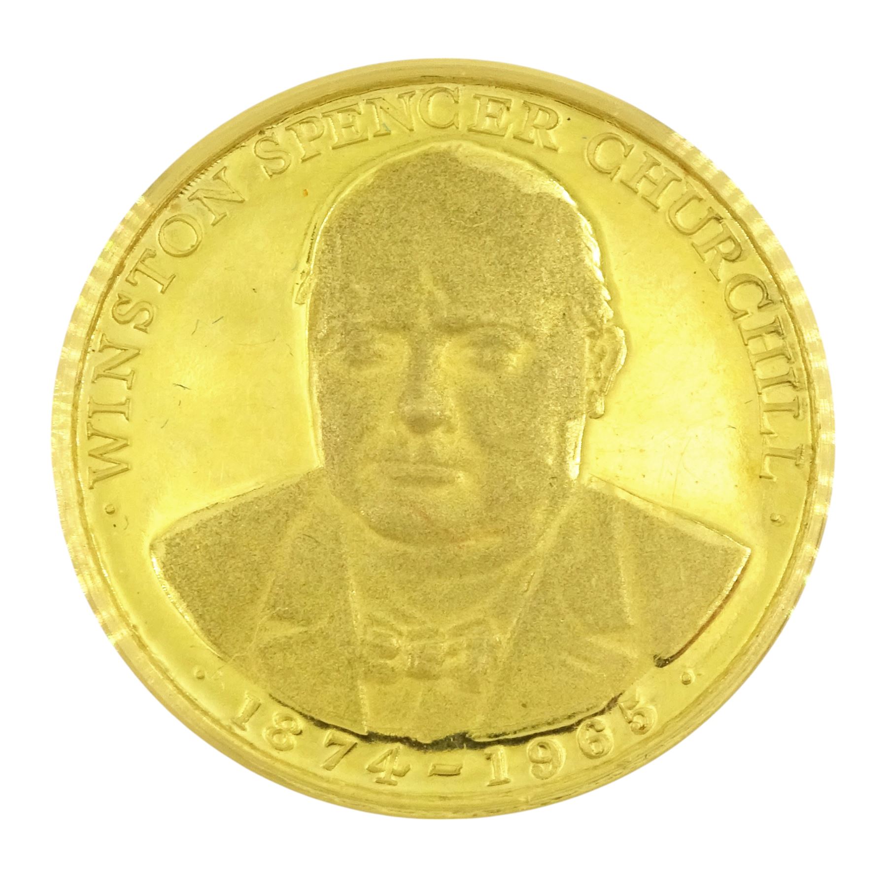 22ct gold Winston Churchill medallion, London 1965, boxed with certificate