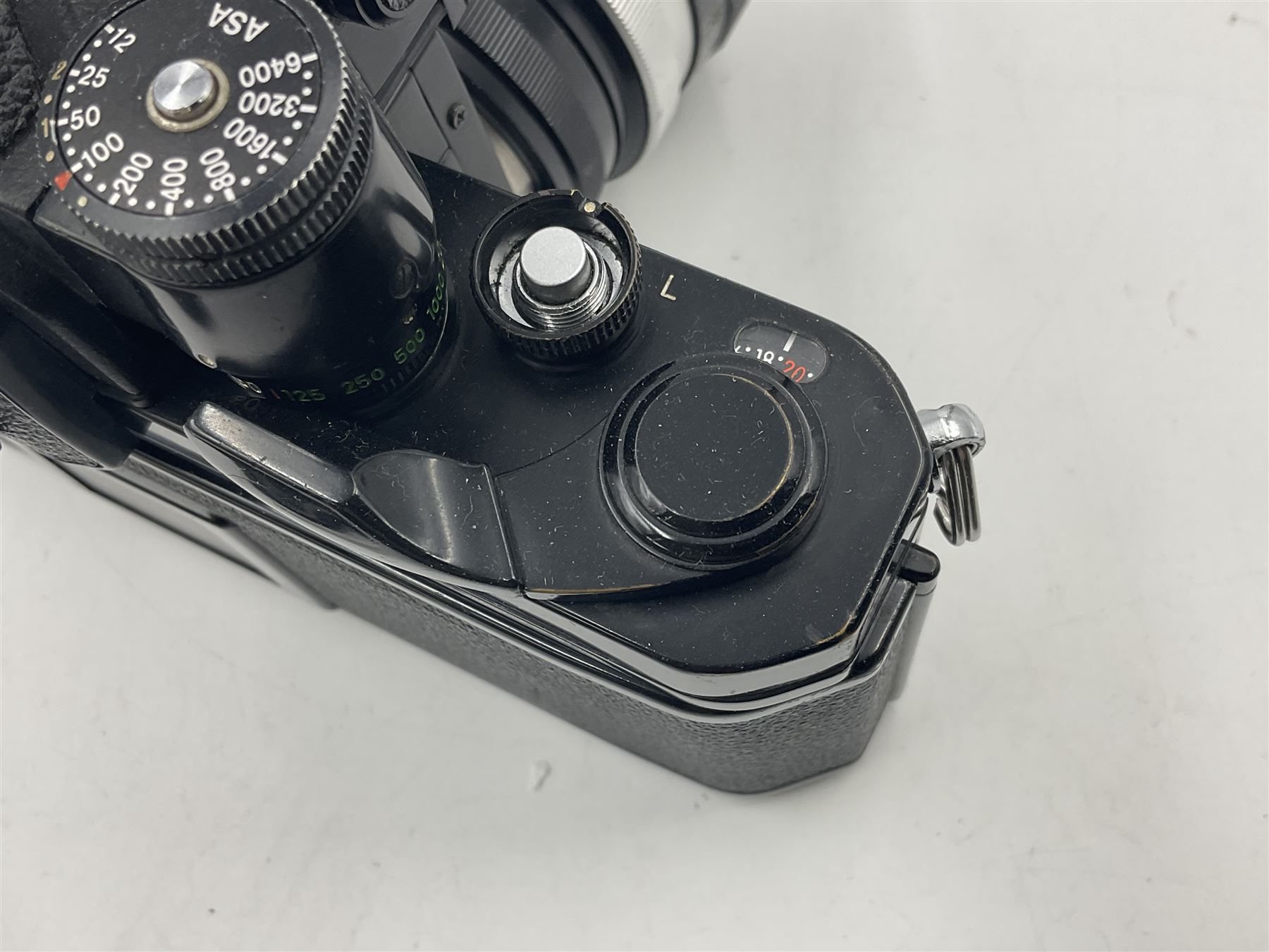 Nikon F2S photomic camera body, serial no. 7520966, with 'Nikon NIKKOR-H Auto 1:1.8 f=85mm' lens, serial no. 284221