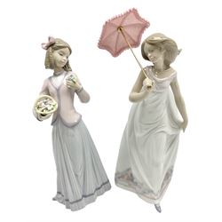 Two Lladro figures, comprising Innocence in Bloom no 7644 and Afternoon Promenade no 7636, both with original box, H28cm