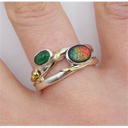 Silver and 14ct gold wire opal triplet and emerald ring, stamped 925