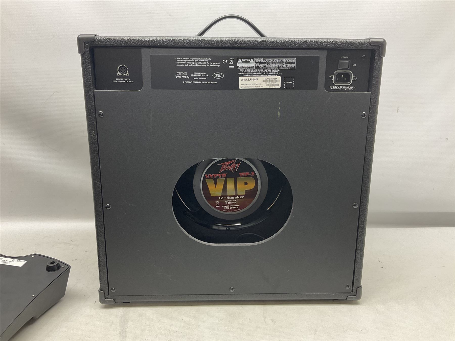 Peavey VYPYR VIP-3 guitar amplifier serial no.0DBDM070095 L51cm; with Peavey Sanpera 1 pedal board serial no.0DBDM160027 and cables (2)