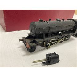 DJH Models - two ‘00’ gauge kit built model railway locomotives and tenders comprising K37 Highland Railway/LMS Castle 4-6-0 no.14685 in LMS crimson and K38 BR/WD 2-8-0 no.90124 in BR black; in original boxes 