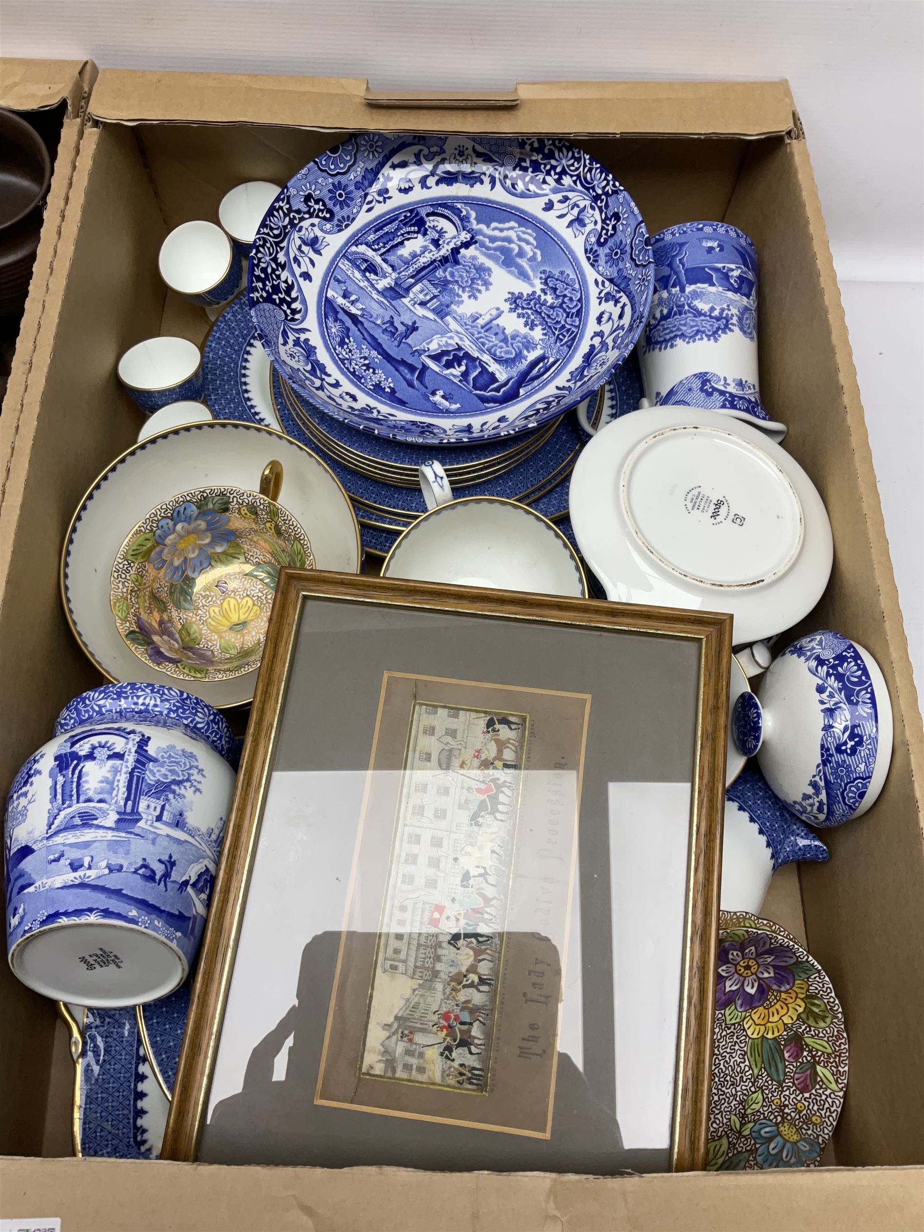 Spode Italian pattern butter dish, jug, bowl and dish, together with Wedgwood Lynn pattern tea wares and other collectables, in two boxes  