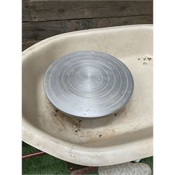 Cowley Double Drive electric potters wheel - THIS LOT IS TO BE COLLECTED BY APPOINTMENT FROM DUGGLEBY STORAGE, GREAT HILL, EASTFIELD, SCARBOROUGH, YO11 3TX